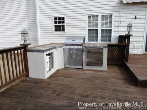 401 Yorkshire Dr, Cameron, NC 28326 photo 4