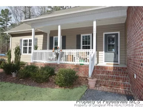 1065 Thrush Dr, Vass, NC 28394 photo 2