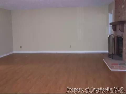 1007 Devonshire Trl, Aberdeen, NC 28315 photo 13