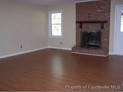 1007 Devonshire Trl, Aberdeen, NC 28315 photo 16