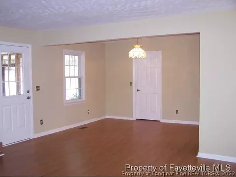 1007 Devonshire Trl, Aberdeen, NC 28315 photo 17