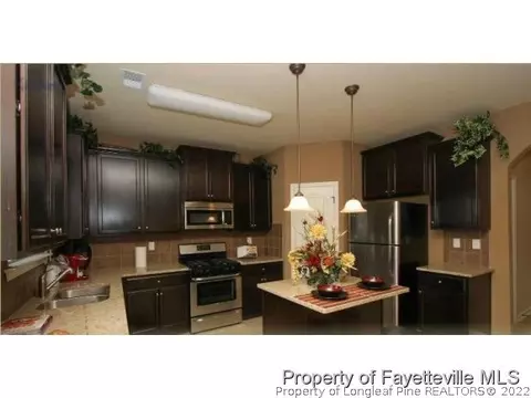 473 Derby Ln, Fayetteville, NC 28306 photo 13