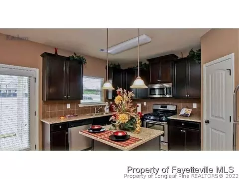 473 Derby Ln, Fayetteville, NC 28306 photo 12