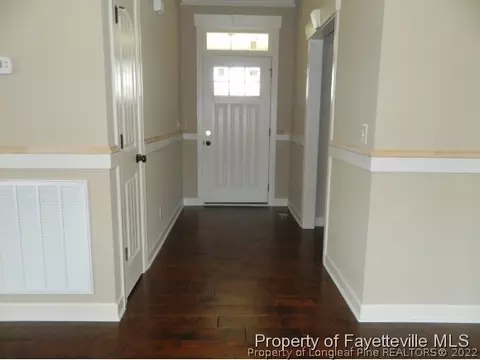 571 Shade Tree Rd, Benson, NC 27504 photo 5