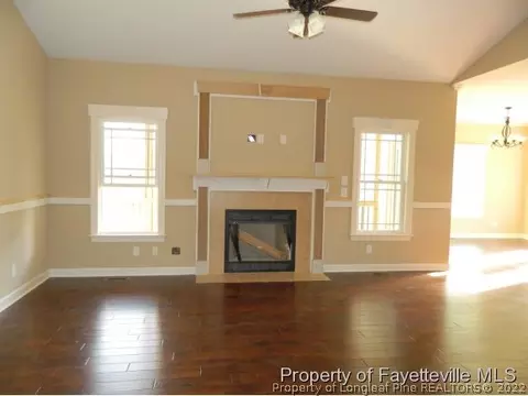 571 Shade Tree Rd, Benson, NC 27504 photo 6