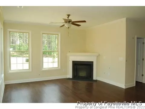 185 Pine Hawk Dr, Spring Lake, NC 28390 photo 3