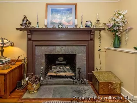 524 Carthage St, Cameron, NC 28326 photo 5