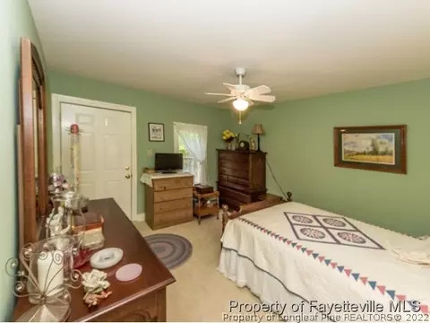 524 Carthage St, Cameron, NC 28326 photo 10