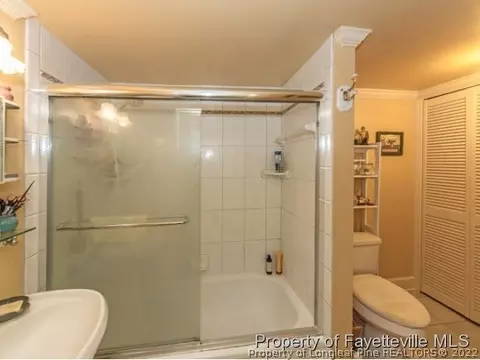 524 Carthage St, Cameron, NC 28326 photo 9