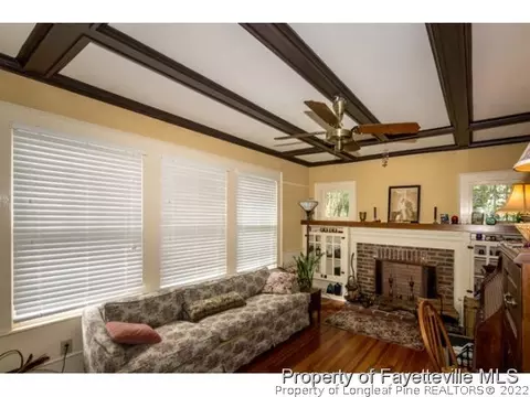 524 Carthage St, Cameron, NC 28326 photo 6