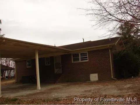 40 Jerome St, Clinton, NC 28328 photo 3