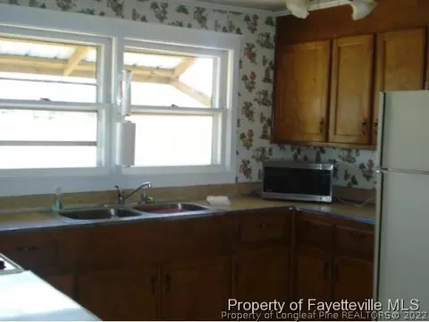 7014 Powell St, Wade, NC 28395 photo 5