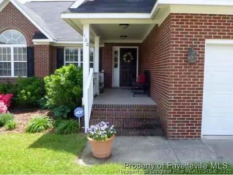 100 Falling Leaf Dr, Raeford, NC 28376 photo 3