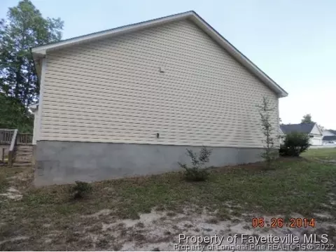 424 Sandstone Dr, Raeford, NC 28376 photo 3