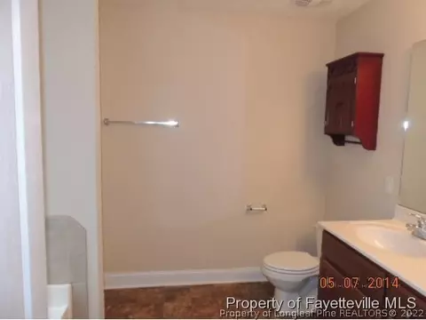 424 Sandstone Dr, Raeford, NC 28376 photo 12