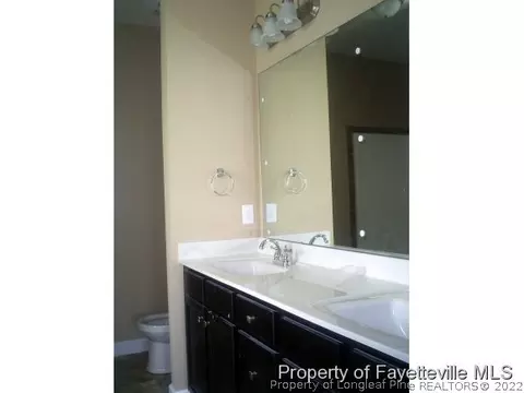 105 Hosta Dr, Raeford, NC 28376 photo 17