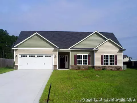 105 Hosta Dr, Raeford, NC 28376 photo 1