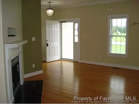 75 Natures Way, Dunn, NC 28334 photo 2