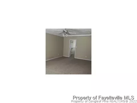 183 Hampton Dr, Raeford, NC 28376 photo 10