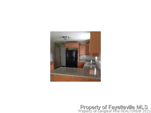 183 Hampton Dr, Raeford, NC 28376 photo 9