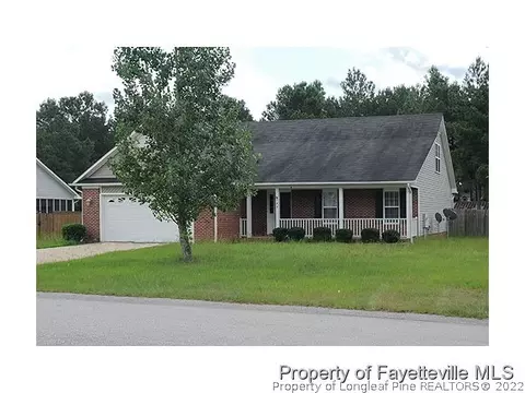 183 Hampton Dr, Raeford, NC 28376 photo 1