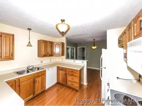 100 New Bedford Cir, Pinehurst, NC 28374 photo 11