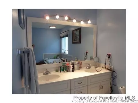 189 W Devonshire Ave, West End, NC 27370 photo 6
