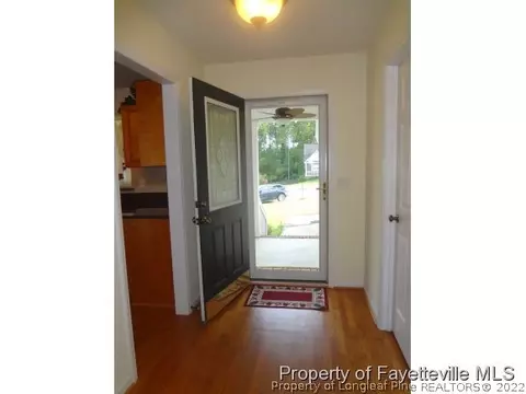 27 Commonwealth Ct, Cameron, NC 28326 photo 2