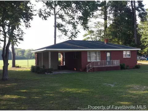 7875 Maxwell Rd, Wade, NC 28395 photo 2