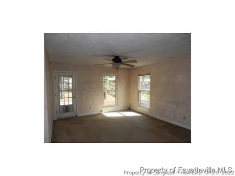 6208 Rustic Rdg, Hope Mills, NC 28348 photo 4