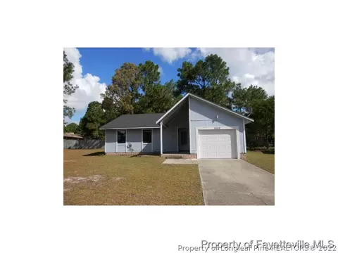 6208 Rustic Rdg, Hope Mills, NC 28348 photo 1