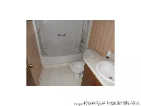6208 Rustic Rdg, Hope Mills, NC 28348 photo 6