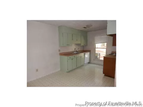 6208 Rustic Rdg, Hope Mills, NC 28348 photo 5
