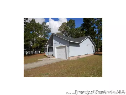 6208 Rustic Rdg, Hope Mills, NC 28348 photo 2