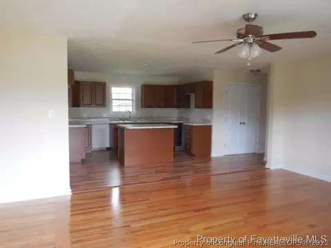 11332 Dunn Rd, Dunn, NC 28334 photo 2