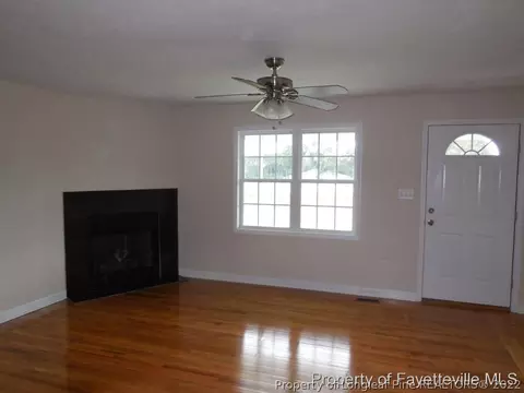 11332 Dunn Rd, Dunn, NC 28334 photo 4
