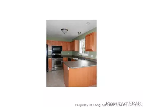 166 Edgecombe Dr, Spring Lake, NC 28390 photo 6