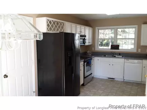 198 Cambridge Dr, Angier, NC 27501 photo 4