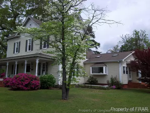 212 W Main St, Benson, NC 27504 photo 1