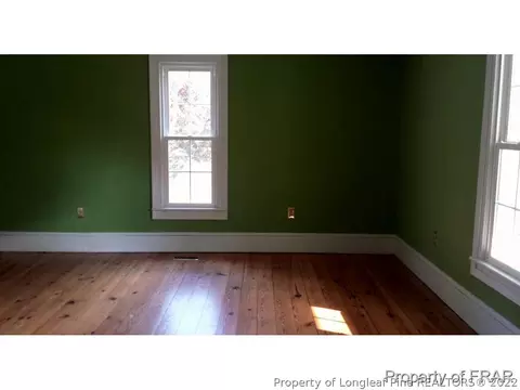 212 W Main St, Benson, NC 27504 photo 12