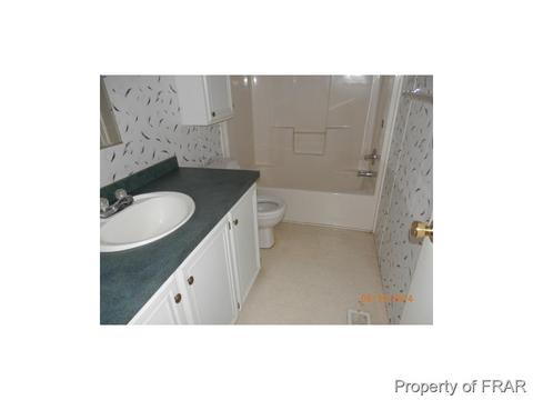 621 Pearson Rd, Maxton, NC 28364 photo 9