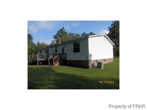621 Pearson Rd, Maxton, NC 28364 photo 3