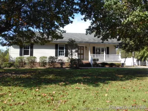 113 Byrd Dr, Dunn, NC 28334 photo 1