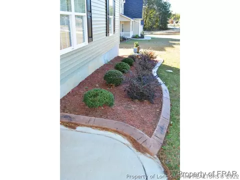 418 E Prospect Ave, Raeford, NC 28376 photo 2