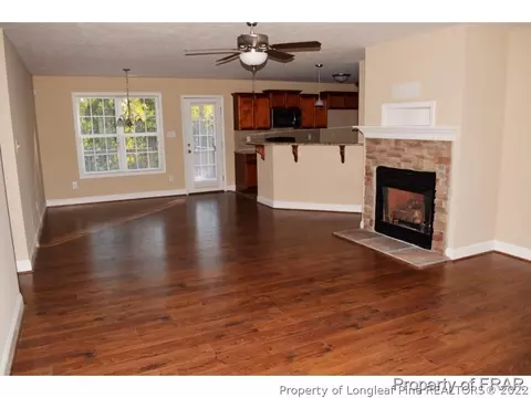 418 E Prospect Ave, Raeford, NC 28376 photo 5