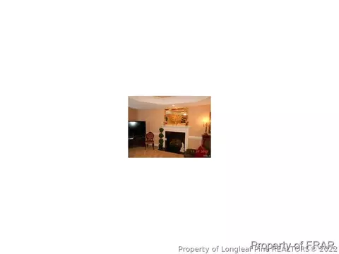 45 Glenfield Dr, Dunn, NC 28334 photo 5