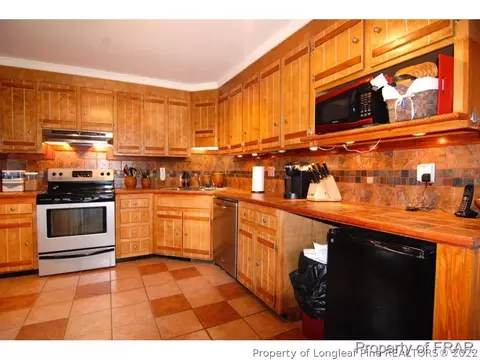 200 Sunset Dr, Dunn, NC 28334 photo 7