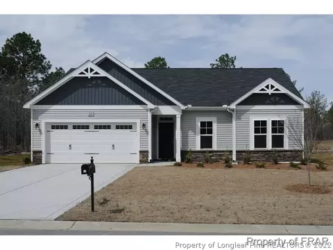 32 Burr Oak Ct, Bunnlevel, NC 28323 photo 1