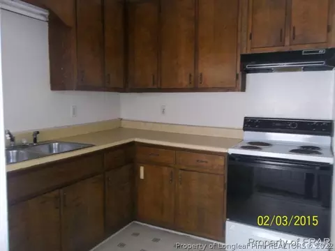 304 N Wright St, Raeford, NC 28376 photo 7