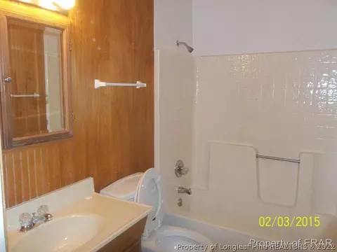 304 N Wright St, Raeford, NC 28376 photo 9